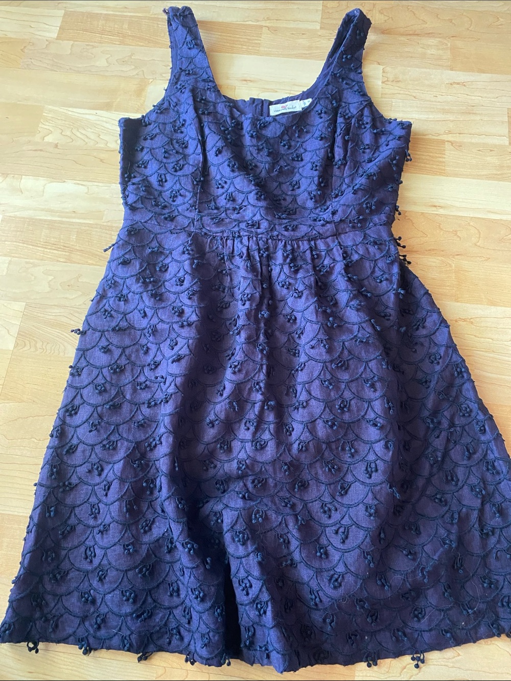 Women’s Vineyard Vines Navy Scalloped Embroidered Dress